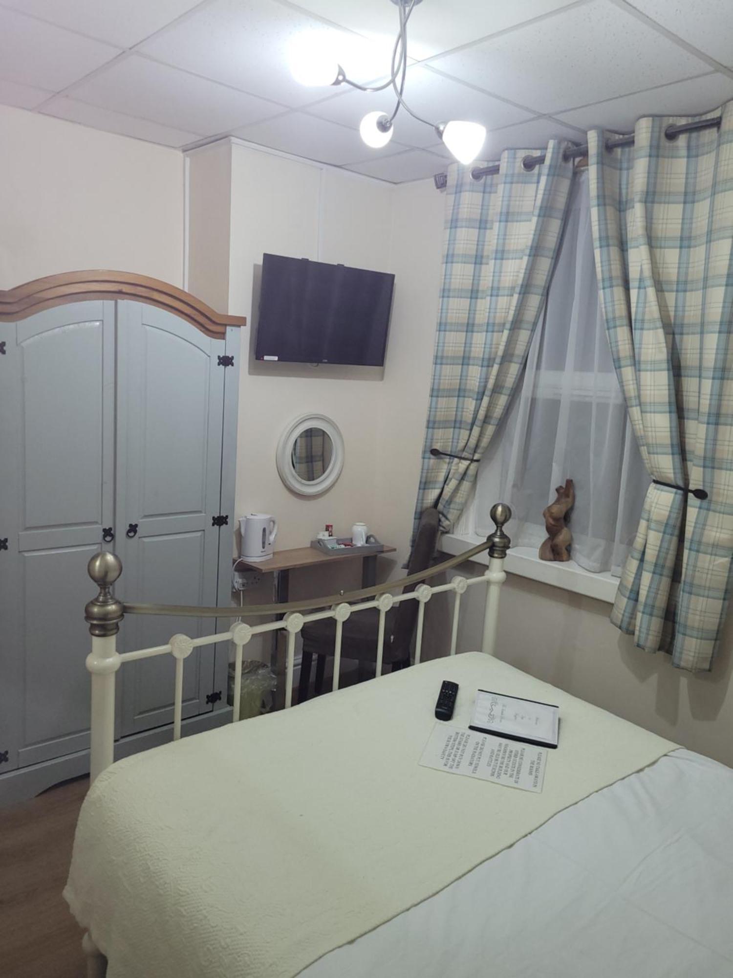 J'S Mayfair Guest House بلاكبول المظهر الخارجي الصورة